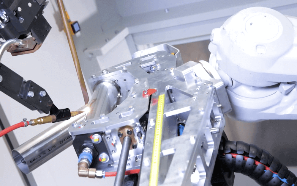 Spawanie automatyczne nierdzewnego trójnika 45° (typu Y)